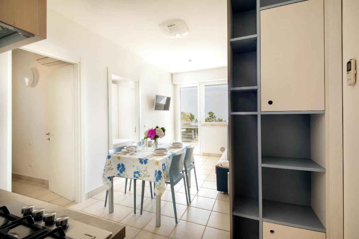 Residence Brezza Di Mare San Benedetto del Tronto Exterior photo